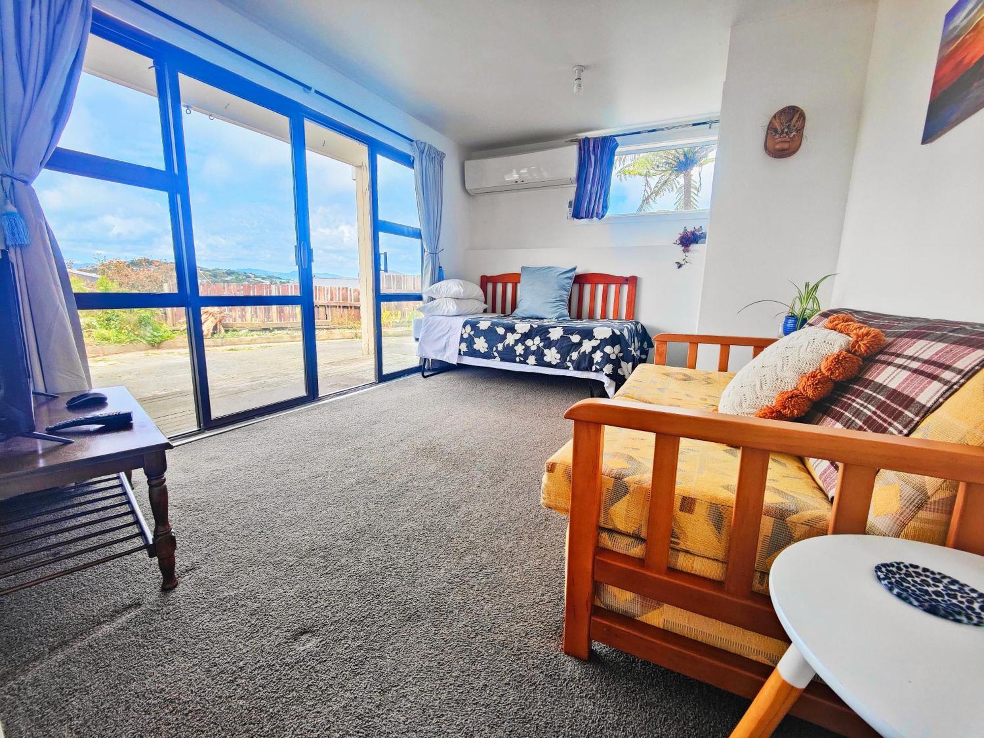From 160 For Two Bedrooms Property In Wellington Bagian luar foto